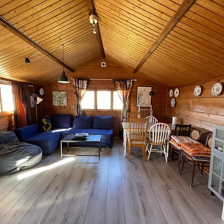 Three Rooms Stuga I Stugby Near National Park Undenäs Dış mekan fotoğraf