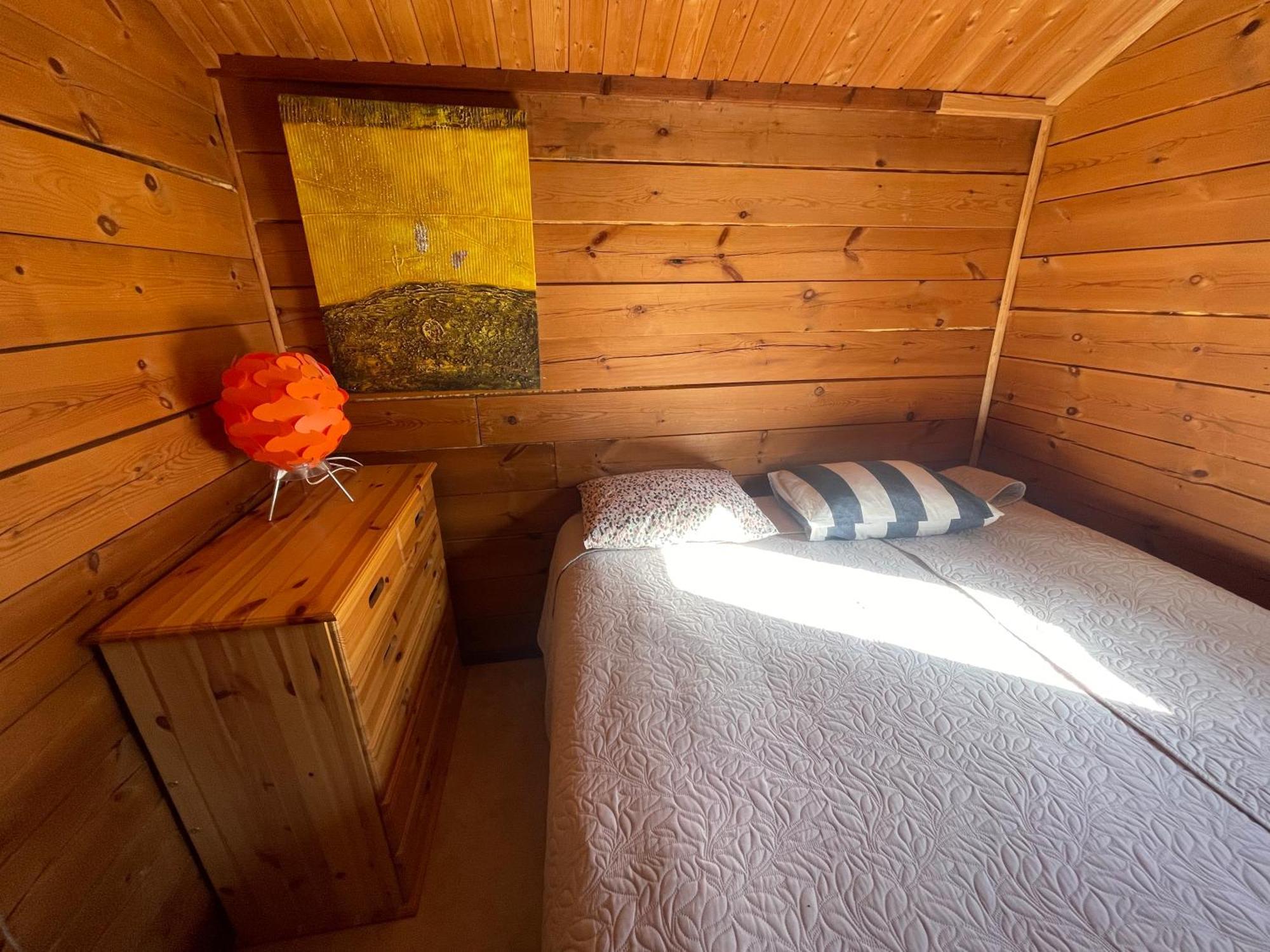 Three Rooms Stuga I Stugby Near National Park Undenäs Dış mekan fotoğraf