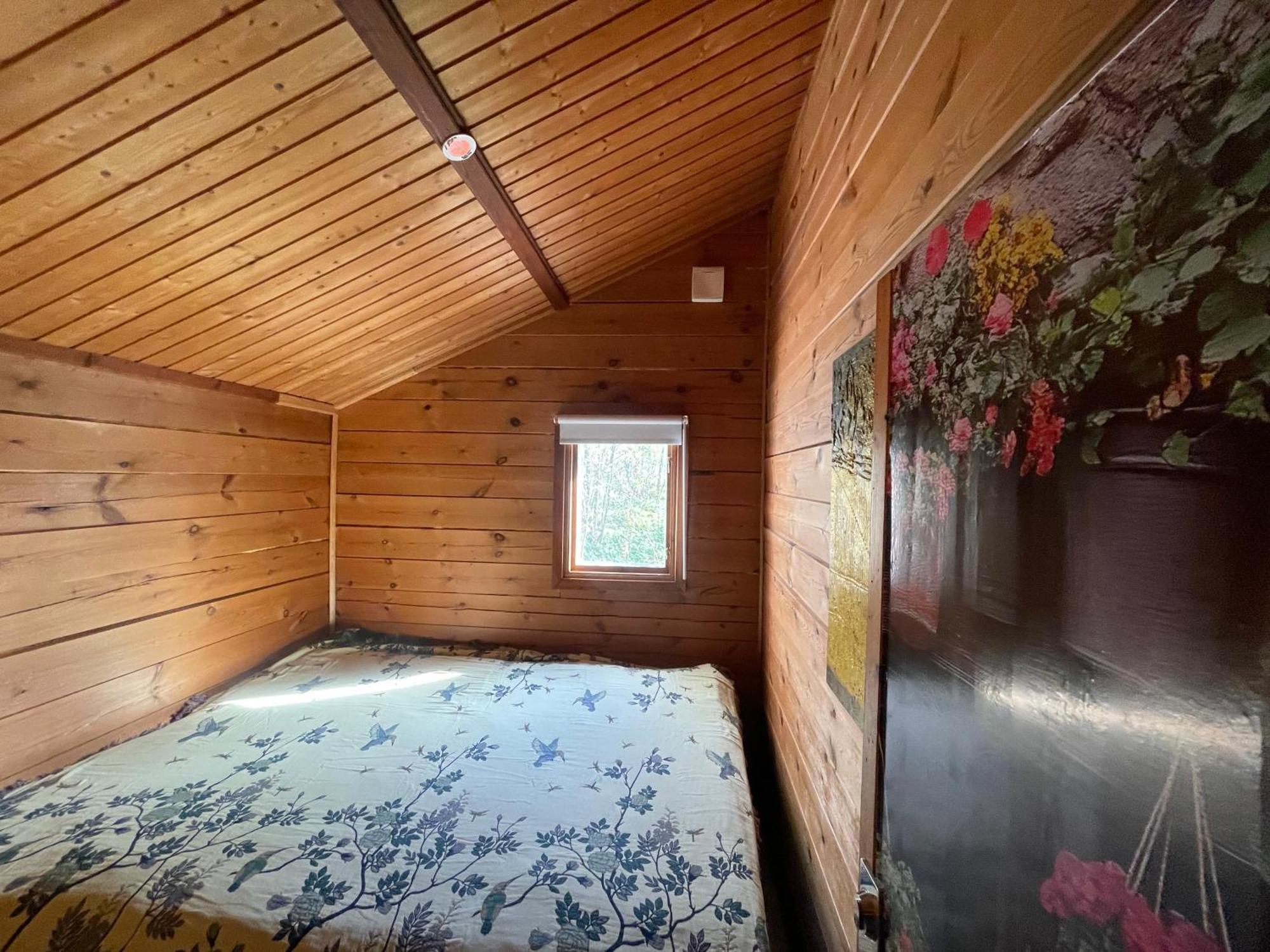 Three Rooms Stuga I Stugby Near National Park Undenäs Dış mekan fotoğraf